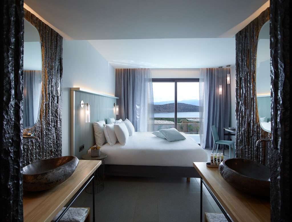 Duplex Two Bedroom Suite - Private Pool - Sea View 5