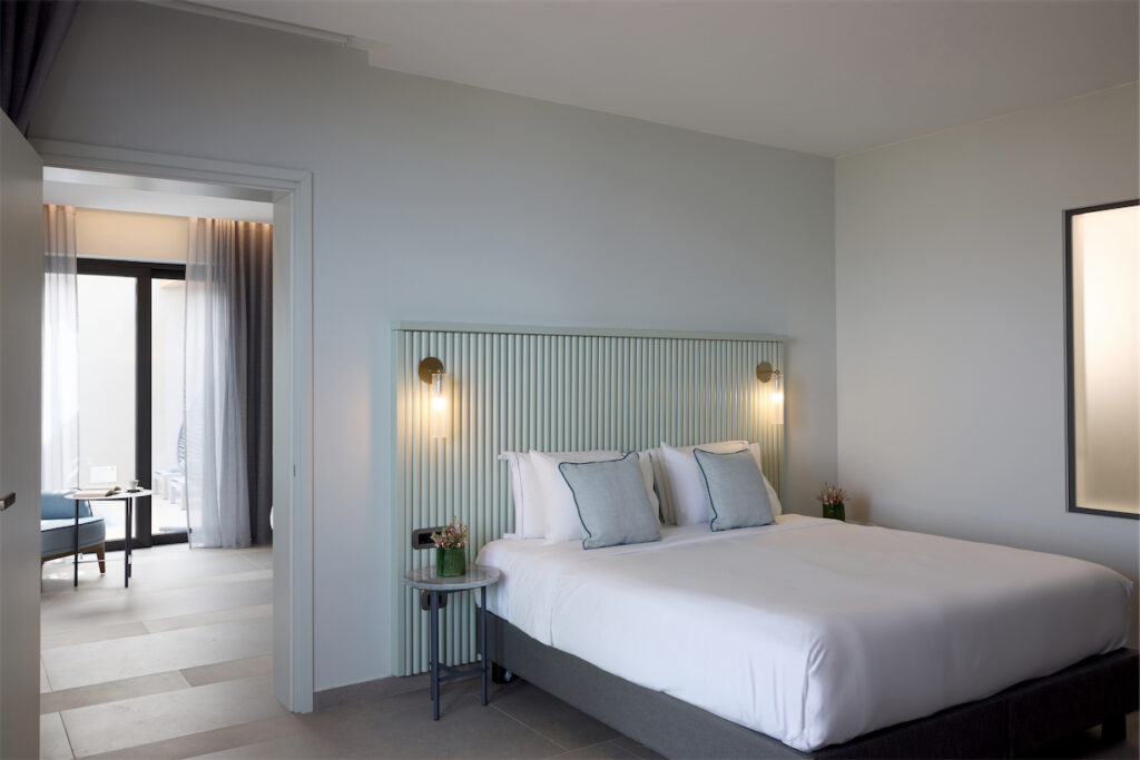 Two Bedroom Interconnecting Rooms - Private Pool - Sea View5 2